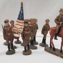 World War 1 Army toy soliders.