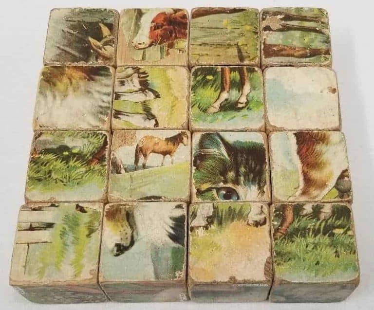 16 wooden cubes that can form 6 different pictures. Blocks feature different animals such as rebbit, cow, cat, dog, goat, and horse.